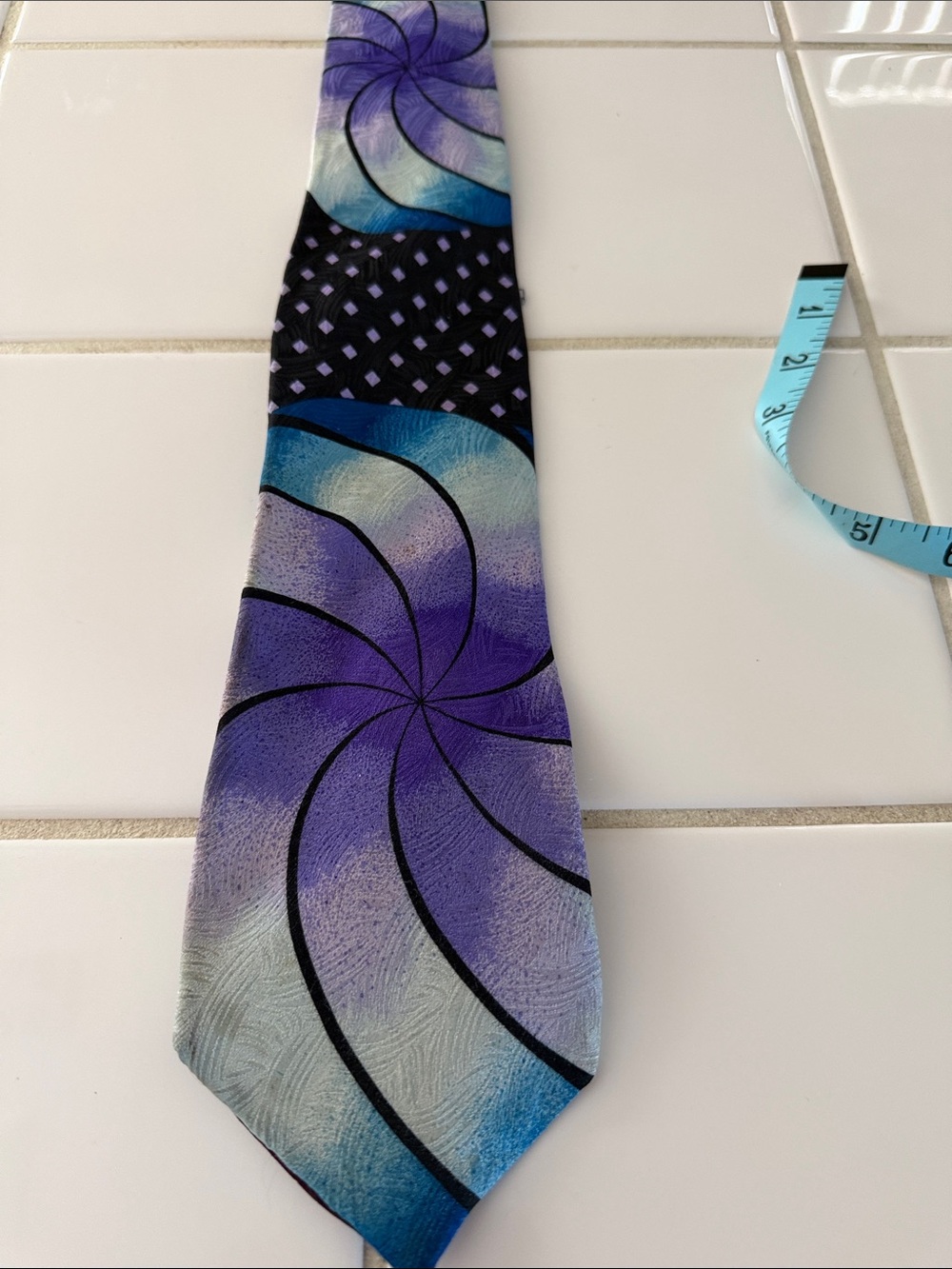 Rush Limbaugh silk tie No boundaries